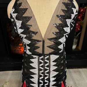 Chic Zigzag Sequin Dress